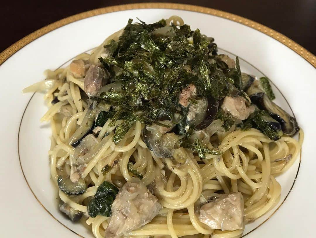 スネオヘアーさんのインスタグラム写真 - (スネオヘアーInstagram)「#スネオヘアー #家飯 #昼飯 #サバ缶レシピ  #サバと茄子とほうれん草のスパゲッティ #国道沿いの喫茶店「チャンス」 #おいしい #コロナに負けるな  #suneohair #たいらのおやま食堂」5月22日 12時29分 - suneohairofficial