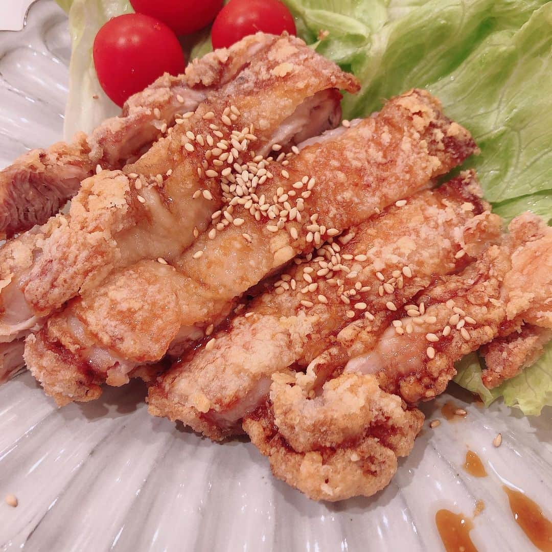 高橋里帆さんのインスタグラム写真 - (高橋里帆Instagram)「最近、鶏肉料理ブーム✨ おつまみまでもが〜💦 ヘルシーなので沢山食べても罪悪感がないのも嬉しい💕  自粛中に、料理のレパートリーが少し増えました☺️ 皆さんは、どんな料理にハマってますか？？？ #鶏肉料理#とりにく#料理#レパートリー#ヘルシー#おつまみ」5月22日 12時48分 - takahashi.riho