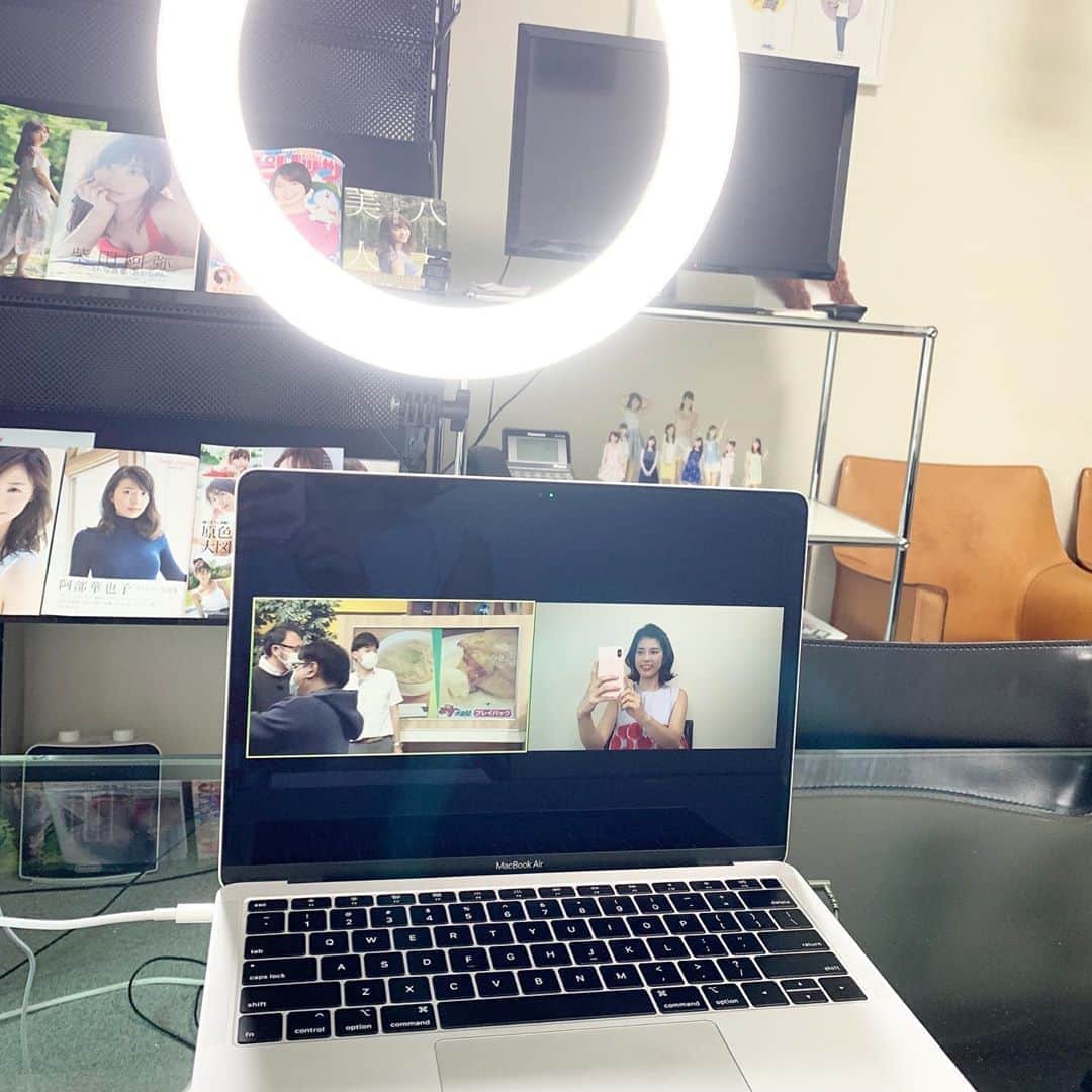 神田愛花さんのインスタグラム写真 - (神田愛花Instagram)「ずっと収録再開の機会を待っていた、TVQさん『おとななテレビ』❤️ 今週から、MCの私とパパイヤさんは東京の事務所からリモートで出演する事で収録を再開しました✨✨✨ 久し振りに共演者の皆さんやスタッフの皆さんのお声や姿に触れられて、涙が出そうなほど嬉しい😭😭😭😭😭 こんなに皆さんの事が大好きだったとは🤣 パソコンを通して福岡に届け、声〜❗️ #TVQ #おとななテレビ #収録再開 #東京からリモート #みんな元気で嬉しい #早く会いたいな #もう少しの我慢 #会えるようになったら思いっきり会おう #頑張るぞ #神田愛花」5月22日 14時21分 - aikakanda