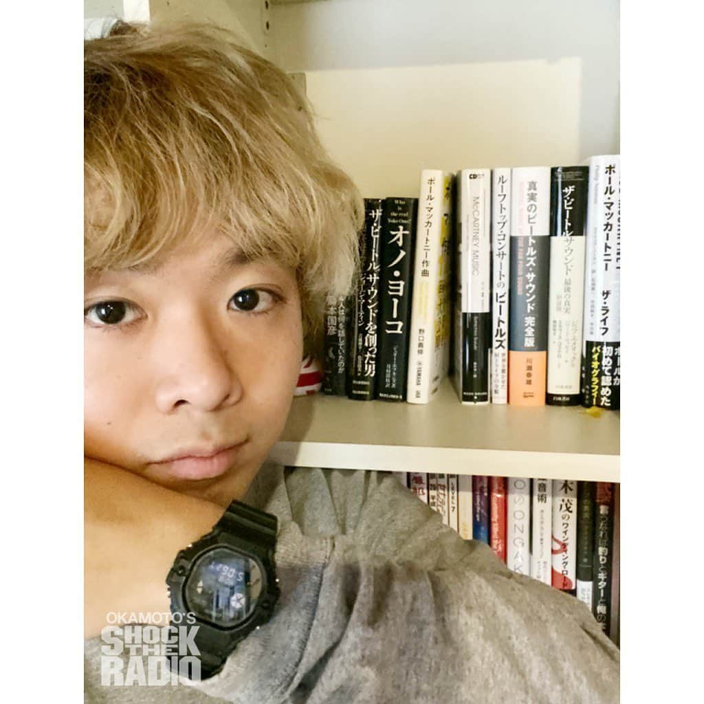 OKAMOTO’Sさんのインスタグラム写真 - (OKAMOTO’SInstagram)「【SHOCK THE RADIO 5/22】﻿ 未来に残したい新定番フューチャースタンダードを提案していくカルチャープログラムOKAMOTO'S SHOCK THE RADIO！今回はショウとコウキが堀込泰行さん(@yasuyuki_horigome)をお迎え。実は今回が初対面という２組ですが、初対面とは思えないシンクロ具合！新作のレコーディングについてからBeatlesについてまで、会話の端々からお互いの音楽愛がヒシヒシと伝わってきます。お聞き逃しのないように！﻿ ➖➖➖➖➖➖➖➖➖➖➖➖➖➖➖﻿ Sho and Koki welcome Japanese musician @yasuyuki_horigome in this week's "SHOCK THE RADIO." Despite being the first encounter between the two groups, they hit it off right away, sharing their experiences on new recordings to their love for the Beatles.﻿ ﻿ #OKAMOTOS #10SBEST #堀込泰行  #g_shock #radio #shocktheradio #未来に残したい逸品 #未来に残したい一曲 #フューチャースタンダード #tokyofm」5月22日 15時34分 - okamotos_official