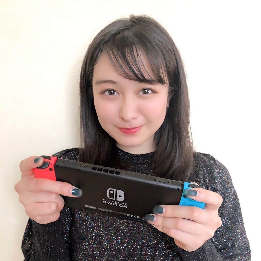 のインスタグラム：「・ げーむ🎮  #おうち時間」