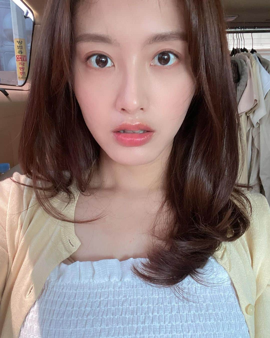 キム・ジェギョン さんのインスタグラム写真 - (キム・ジェギョン Instagram)「이릏케?😳」5月22日 15時57分 - _kimjaekyung_