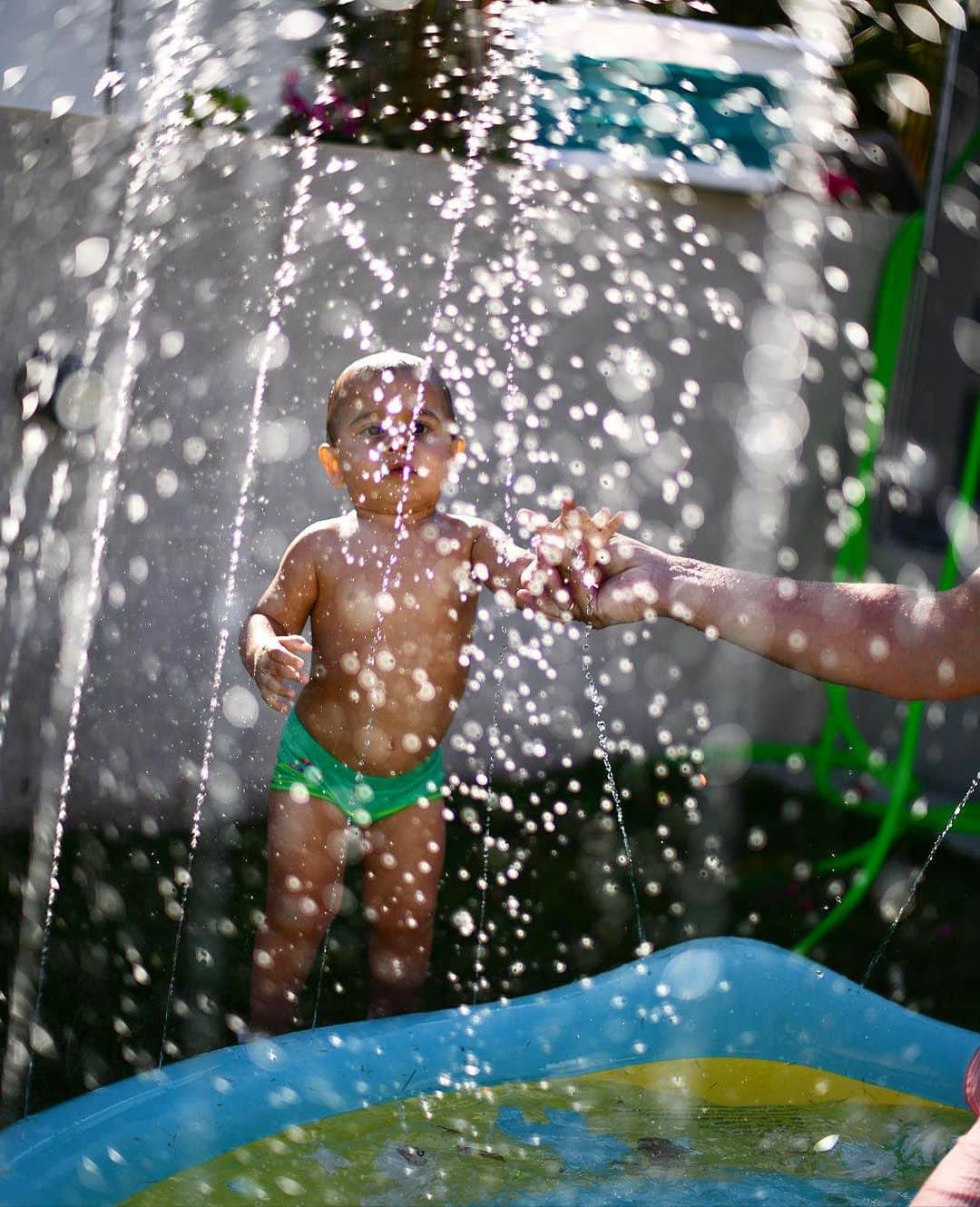 ヘスス・フェルナンデス・サエスのインスタグラム：「💦 🏊‍♂️ 👶🏻」
