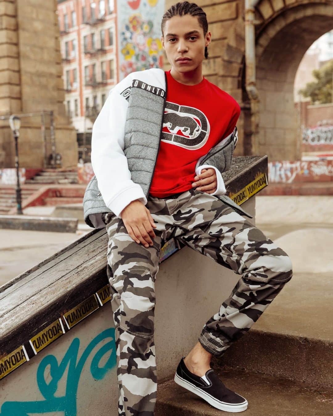 エコーレッドのインスタグラム：「Head-to-Toe」