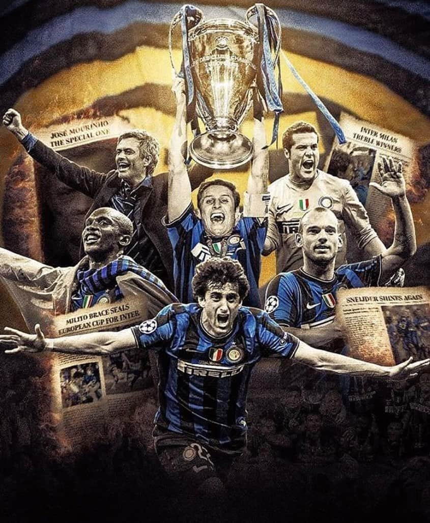 ヴェスレイ・スナイデルのインスタグラム：「Great memory!!! #timeless2010 @inter 💙🖤💙🖤」