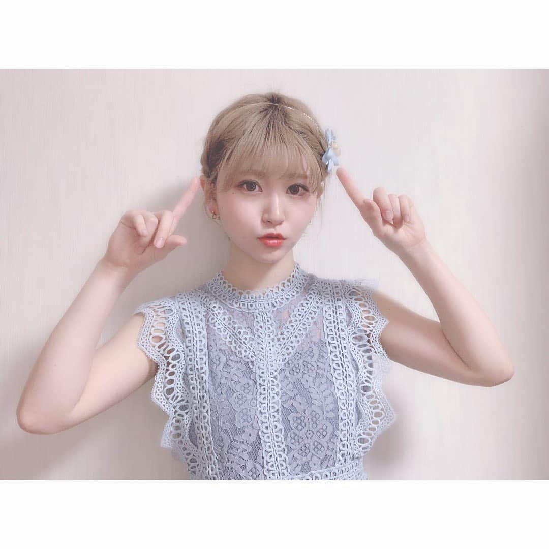 大竹ひとみさんのインスタグラム写真 - (大竹ひとみInstagram)「✨ . . 編み込みポニーテールなのだ！ ワンピースはGRLさん⸜❤︎⸝‍ . #おうち公演 #アイドル修業中  #編み込みアレンジ #ポニーテール #instagood #instalike」5月22日 18時07分 - iamhitomi_48