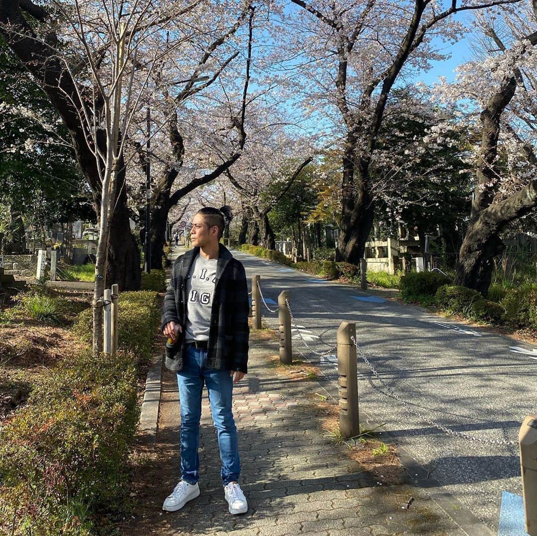 のインスタグラム：「かなり前の写真です🌸  #久保田利伸  #携帯ストックより #早く日常が戻りますように」