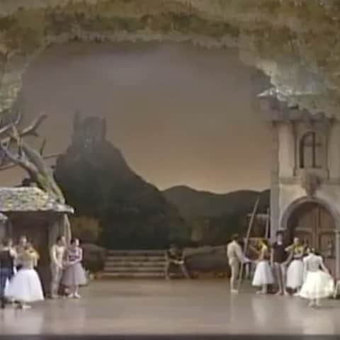 飯島望未のインスタグラム：「Giselle #画質悪い」
