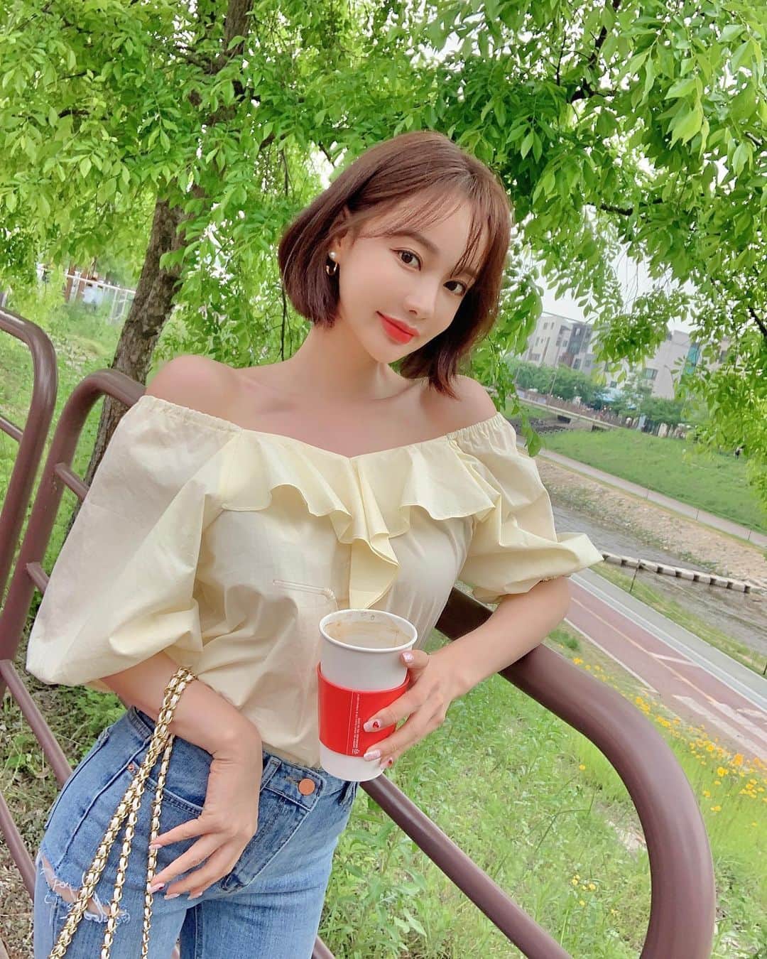 Hyemiさんのインスタグラム写真 - (HyemiInstagram)「오늘도 열일하고 이따 운동갔다가 집에와서 딥포어젤 MTS 엘리시어 재생크림으로 풀로 홈케어를 할 예정입니다  TMI 😙  #엘리시어 공구중 #담주월MTS공구」5月22日 18時25分 - hinzajoa