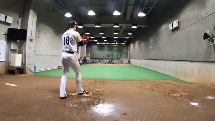 武田翔太のインスタグラム：「ピッチング⚾️ 良いイメージが出来ました🔥🙋‍♂️ #武田翔太 #ピッチング #ストレート」