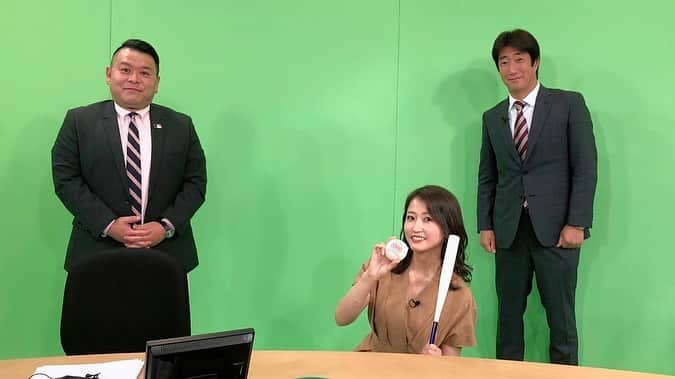 津田麻莉奈さんのインスタグラム写真 - (津田麻莉奈Instagram)「JSPORTS 1 「MLBイッキ見！」 今夜22時から J SPORTS 1でBS無料放送です‼️✨ ⁑ ゲスト #薮田安彦 さん コメンテーター #AKI猪瀬 さん ＭC #津田麻莉奈 ⁑ 今夜はア・リーグ西地区の展望です😆 お見逃しなく‼️‼️ 次回のイッキ見は6月5日(金)放送予定です⚾️✨ ⁑ ⁑ @jsports_yakyu  #jsports  #MLB #MLBイッキ見 #メジャーリーグ　 #majorleague #majorleaguebaseball  #野球#野球好き #野球が恋しい #まりなる #津田麻莉奈」5月22日 20時43分 - tsudamarinal