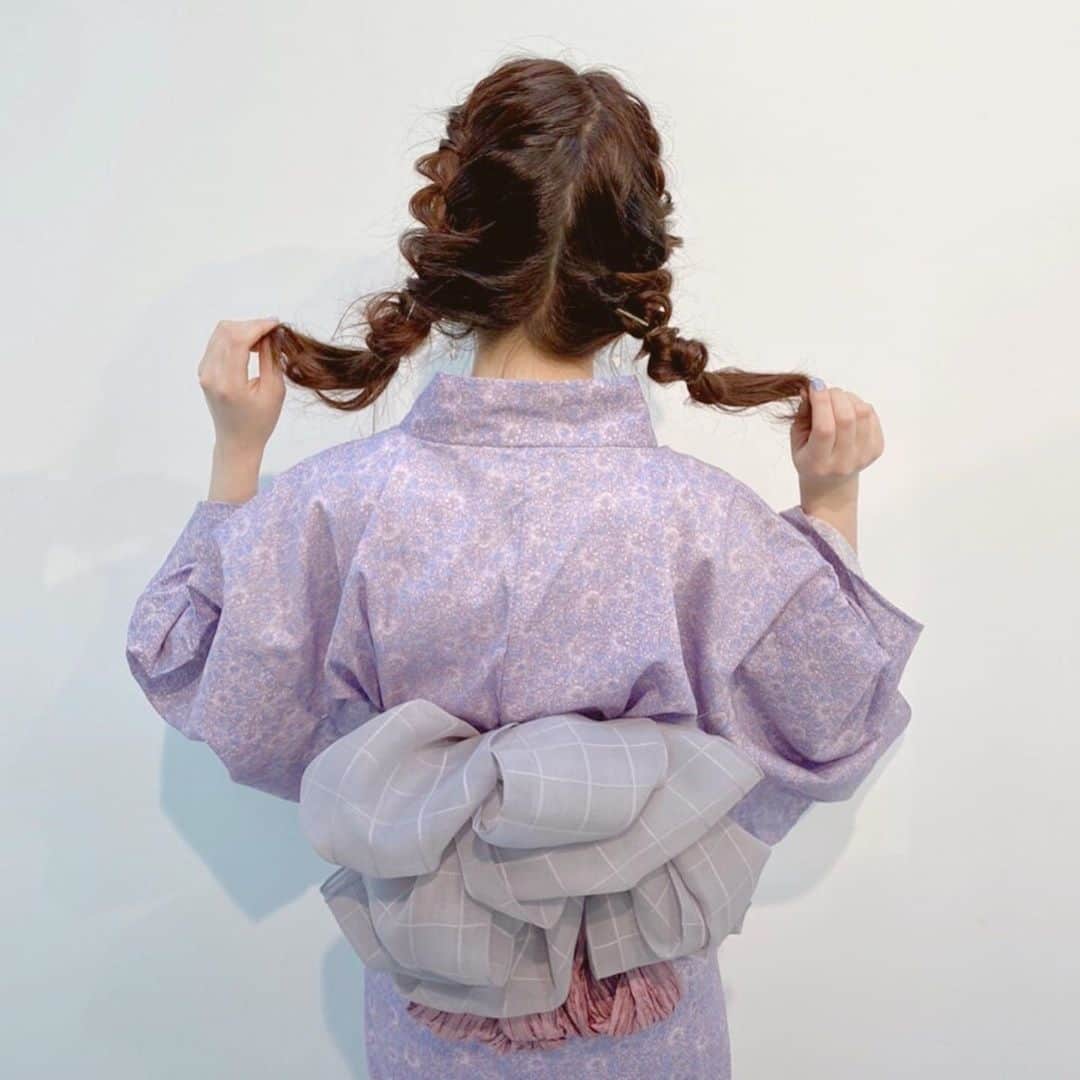 PATRA magazineさんのインスタグラム写真 - (PATRA magazineInstagram)「5/22♡スワイプしてね👉「浴衣ヘアアレンジを今から練習しよう🎀」⠀ .⠀ ⠀ 今年の浴衣ヘアアレンジを今のうちに練習しておくのはいかが？⠀ ⠀ いろんなアレンジができるように、髪を少し伸ばしておくのもおおすすめ♡⠀ ⠀ 今から練習しておけば、本番でもバッチリ💘⠀ .⠀ Thank you 🌹⠀ @una_treat / @n_ayano63⠀ @mapo0509 / @97_sena⠀ @nice._.takaup / @412_kana⠀ @__neinei__ / @tanrii97⠀ .⠀ 今女の子の中で流行っているコトやITEMがあればPATRAをタグ付けして教えてね❤︎⠀ 皆さんのすてきな投稿をぜひ紹介させてください！⠀ .⠀ .⠀ #PATRA #お洒落さんと繋がりたい #おしゃれさんと繋がりたい #浴衣 #浴衣ヘアアレンジ #ヘアアレンジ #セルフヘアアレンジ #セルフ #ヘア #ボブヘア #ボブヘアアレンジ #ロングヘア #ロングヘアアレンジ #ヘアアレ #お家でヘアアレンジ⠀」5月22日 21時30分 - patra__jp