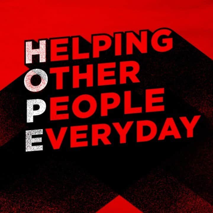 Coca-Colaのインスタグラム：「We’re so thankful for those who continually work hard to keep us safe. Let’s keep sharing the good. ❤️」