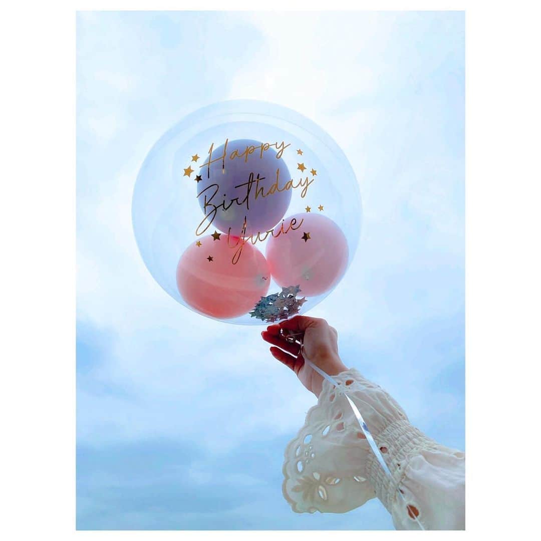渥美友里恵のインスタグラム：「「🎈」﻿ ﻿ お祝いのコメント、いいねを頂きありがとうございました😿﻿ 幸せです﻿ ﻿ ﻿ かわいいプレゼントも☺︎﻿ ﻿ ﻿ ﻿ There is always light behind the clouds﻿ ﻿ ﻿ #ありがとうございます #🎈 #渥美友里恵 ﻿」