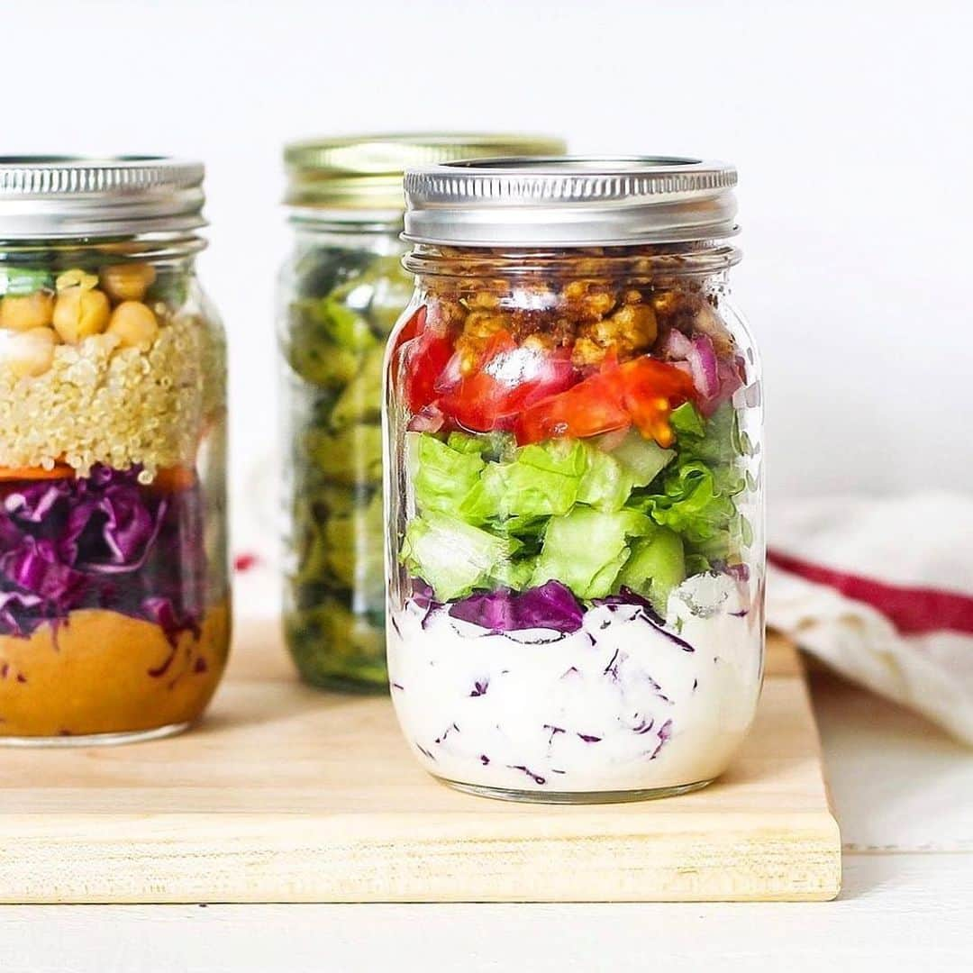 Vitamix Global Headquarters Real foodさんのインスタグラム写真 - (Vitamix Global Headquarters Real foodInstagram)「Genius summer picnic idea - mason jar salads 🥗 • 1. Vegan Mexican taco with walnut taco meat + cashew cream sauce 2. Crunchy quinoa + chickpea salad with almond butter dressing 3. Vegan pesto pasta with chickpea pasta • 📸: Get all 3 recipes above via @holistic.foodie link in bio. • #repost #holisticfoodie #vitamix #masonjars #salads #dressing #vitamix #myvitamix #healthy #vegan #wholefoods #sauces #summer #picnic」5月22日 23時47分 - vitamix