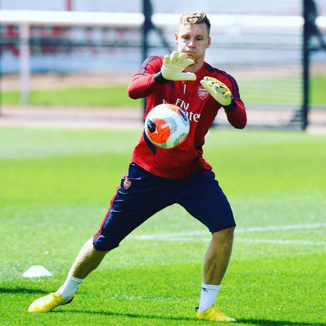 ベルント・レノさんのインスタグラム写真 - (ベルント・レノInstagram)「Feels so good to be back 😍⚽️☀️」5月23日 0時49分 - berndleno1