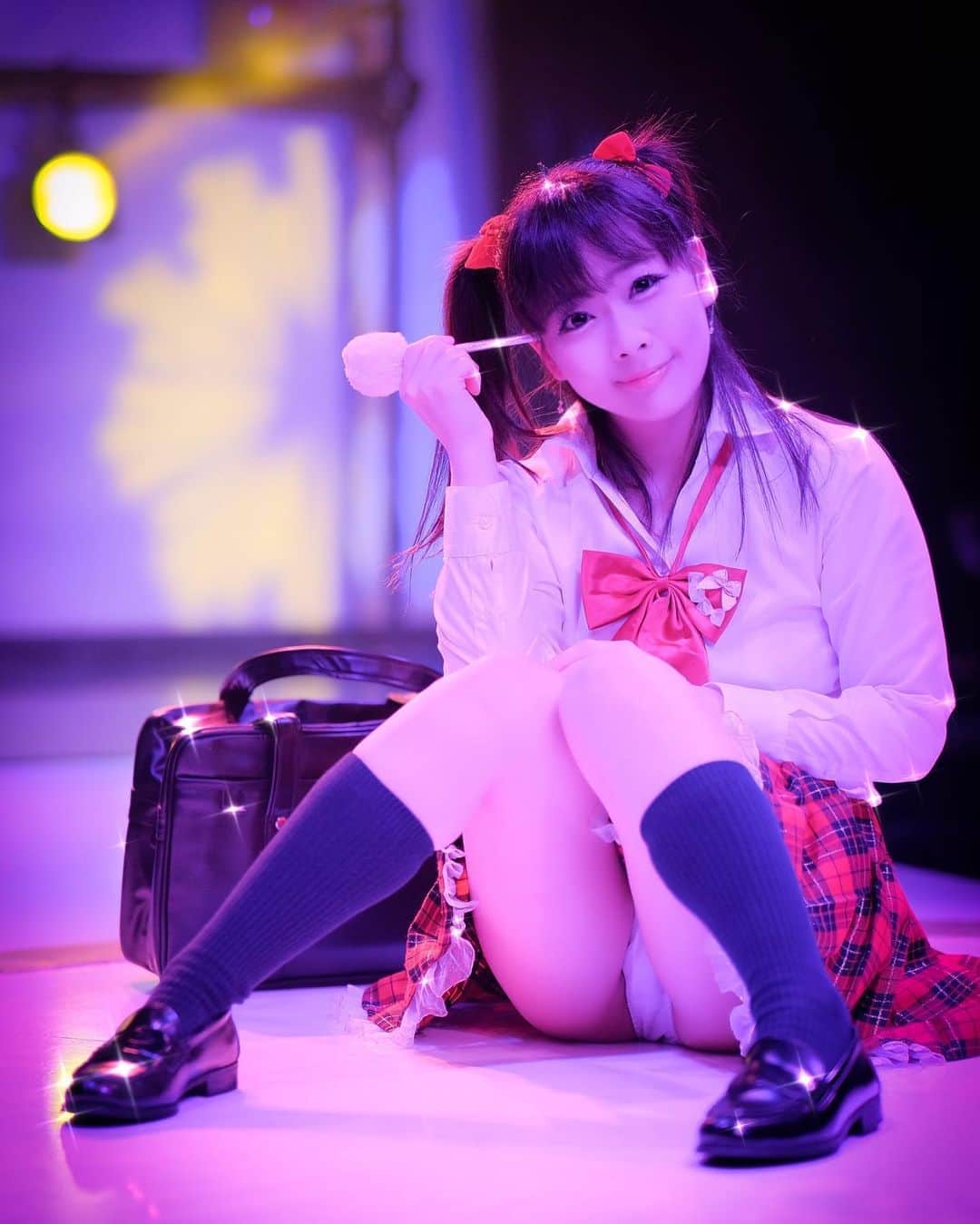原美織 原美織さんのインスタグラム写真 - (原美織Instagram)「またまたステージのお写真です🥰 JKぶっております❤️  素敵に撮ってくださってありがとうございます✨ ※劇場、撮影者様に許可を得て掲載しています。転載不可です。 #劇場 #ストリップ #ロック座 #パンチラ  #エセjk ...