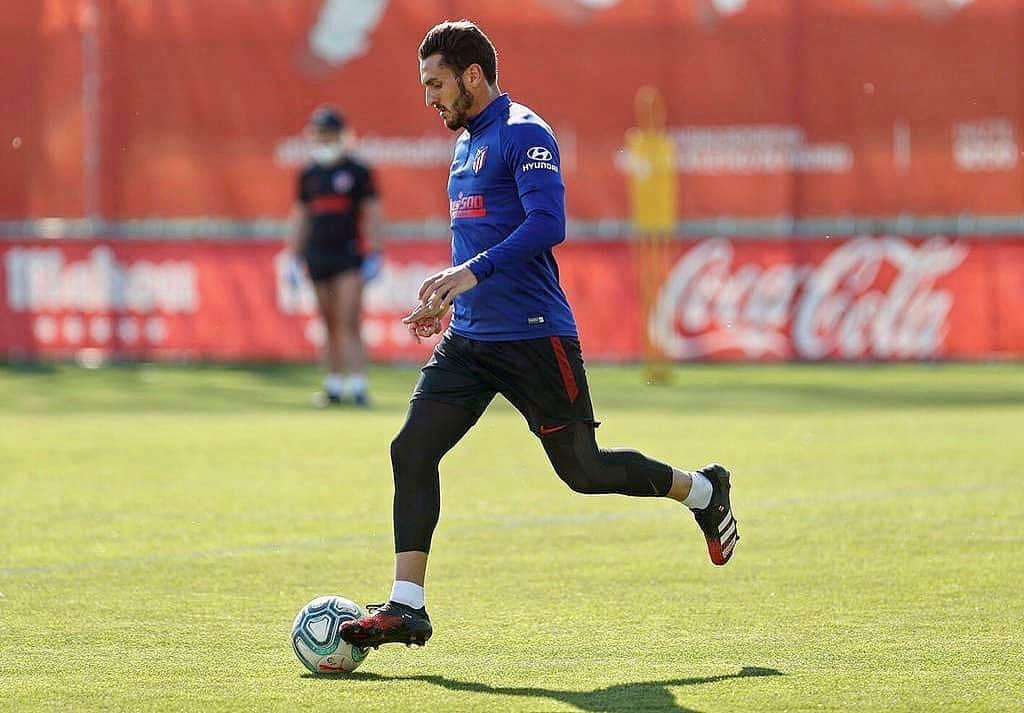 コケさんのインスタグラム写真 - (コケInstagram)「Work in progress ⚽🔛🏃🏽‍♂️ #AúpaAtleti #VolverEsGanar」5月23日 3時35分 - koke6