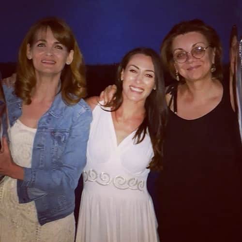 カタリナ・ポノルのインスタグラム：「Beautiful people ❤️❤️ @carmentbrana @elviradeatcu」