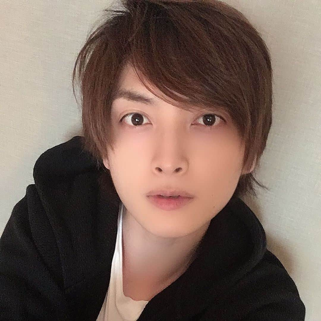 永井朋弥のインスタグラム：「🐵🙈🙉🙊」