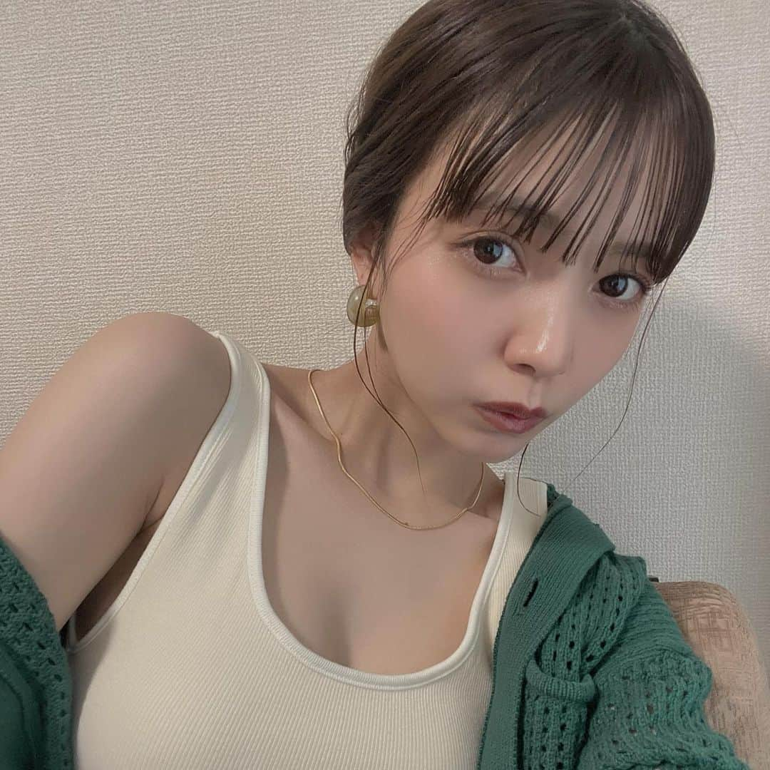 小田川エリカさんのインスタグラム写真 - (小田川エリカInstagram)「・ おうちメイク🏠 最近は頑張ってメイクをするように 心がけてる👶🏻 #me#selfie#メイク#おうちメイク#コスメ #コスメ紹介#おうち時間」5月23日 20時51分 - 0904.erika