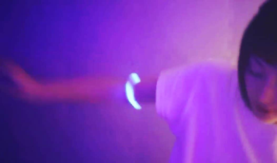 野本かりあのインスタグラム：「ラストDJ、6年前でした。 好きなモノしかかけなかったです。 皆様にありがとう。  https://youtu.be/tYVALi56_Bg  https://youtu.be/Yf_aNskGVi4 #野本かりあ」