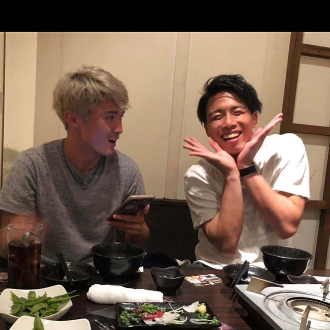 山ノ井拓己さんのインスタグラム写真 - (山ノ井拓己Instagram)「もつ鍋#田しゅう さん‼  大名本店リニューアルオープンおめでとうございます。😄㊗️ コロナ禍の中で大好きなお店が新しくなって再開されるのとても嬉しいです🥰  今年も何度も行かせて頂きましたが、去年の写真を見ていたら撮ってあるだけでもものすごい数行ってました😂  明日5/24日からオープンするので是非皆さんも美味しいもつ鍋を食べに行ってくださいね😋  #田しゅう さん #もつ鍋  #福岡  #博多  #天神  #大名 本店 #リニューアルオープン」5月23日 21時27分 - takumi_yamanoi