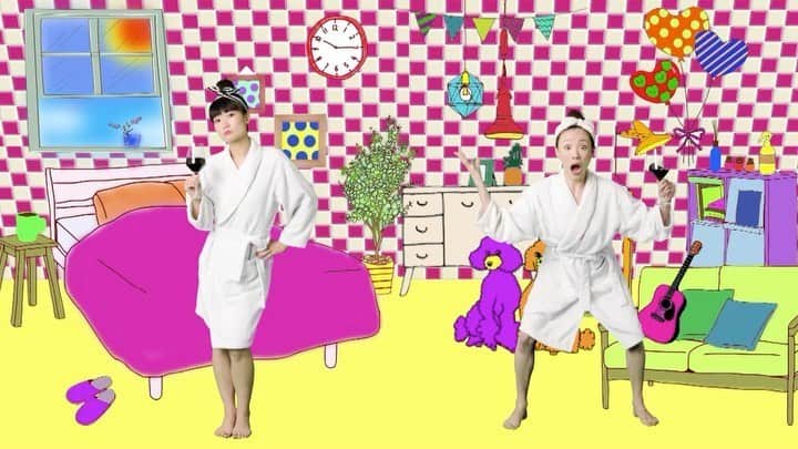 李千鶴のインスタグラム：「第3話「目玉焼き」の告知動画です。 本編は来週配信します。 この時は目玉焼き作りまくりでした。1パックは食べました。🥚みてくださいー！🍳 #さつきとみどり」