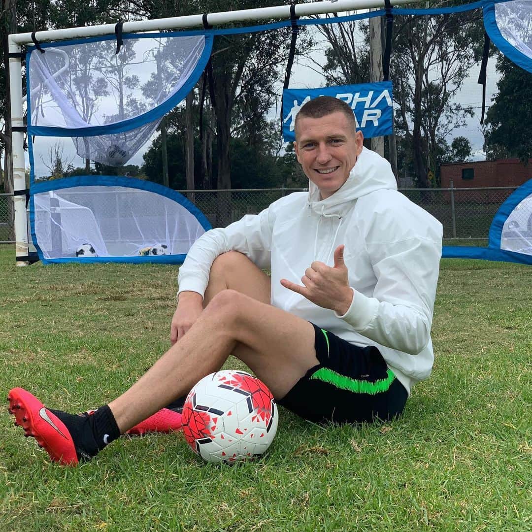 ミッチェル・デュークのインスタグラム：「Little session done ✔️ ready to get back to work ⚽️👊🏼」