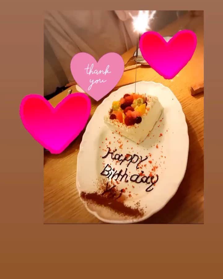 川原由維のグルメインスタ