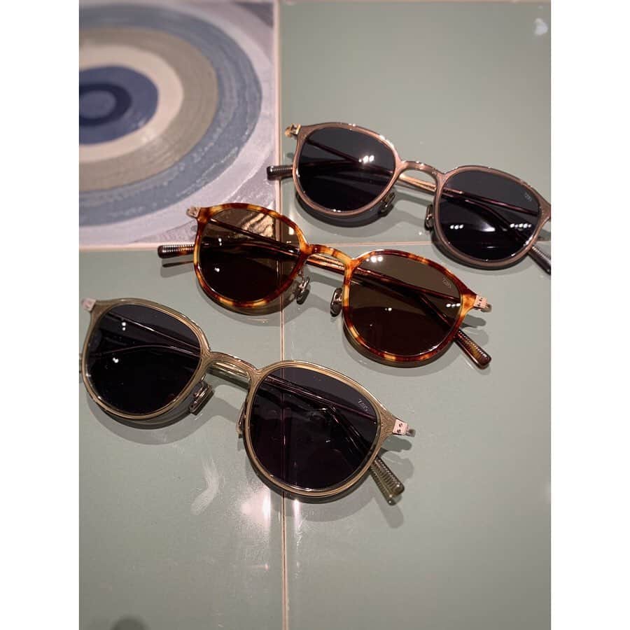 TOMORROWLAND 渋谷本店さんのインスタグラム写真 - (TOMORROWLAND 渋谷本店Instagram)「〈EYEVAN7285〉 1.97-02-09330 ¥49,000(+tax)  2.97-02-09925 ¥55,000(+tax)  #eyevan7285 #eyevan #eyevaneyewear #sunglasses」5月23日 14時25分 - tomorrowland_shibuya