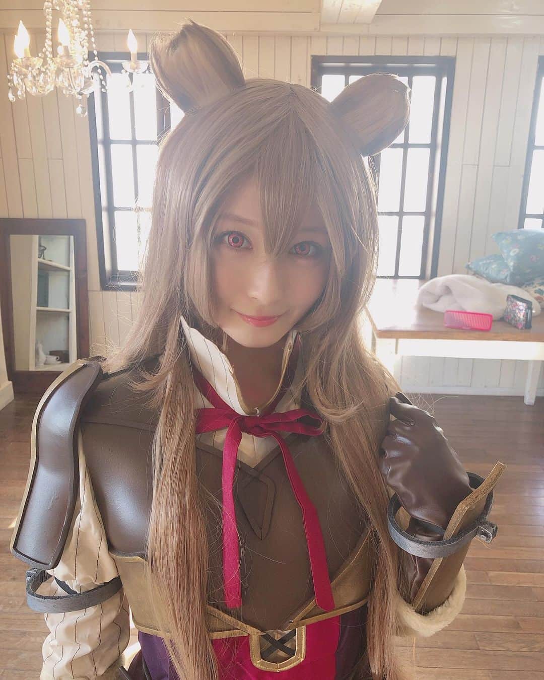 飛鳥りんのインスタグラム：「ラフタリア⚔💕 半年前くらいにお仕事でコスプレしたときの写真💁🏻‍♀️📸 #ラフタリア #盾の勇者の成り上がり #コスプレ #撮影」