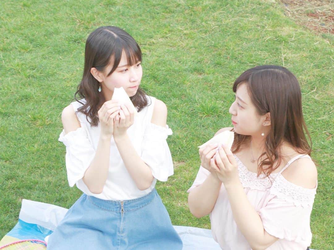 八木沙季のインスタグラム：「🥪🥪 . 懐かしい写真のせる📷💓 来年は春にピクニックとかしたいなあ🥺 .」