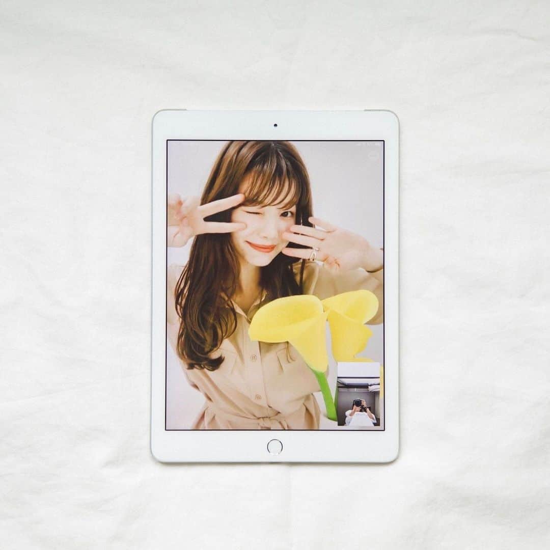 西谷菜々のインスタグラム：「. 昨日ですが、24歳の誕生日を迎えました🌿 メッセージくれた皆さんありがとう☺️ これからもどうぞよろしくお願いしますー🤍  photo by @fukudahitomi610」