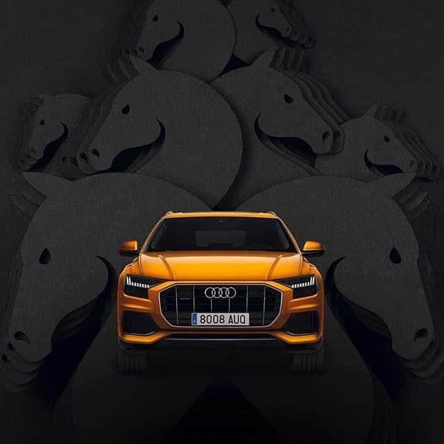 のインスタグラム：「8角形のデザインが特徴的なAudi Q8のシングルフレームグリル。 その力強さと美しさが連動する自由でしなやかな走りは、オフロードを駆け抜ける気品あふれる馬の姿にも重なります。  #Audi #AudiQ8 #アウディQ8 #Audijapan #AudiSport #アウディ #carwithoutlimits #carsofinstagram #Audiworld #Audigenic #SportCar #スポーツカー #モータースポーツ #車好きな人と繋がりたい #stayhome #おうち時間 #Art #芸術」