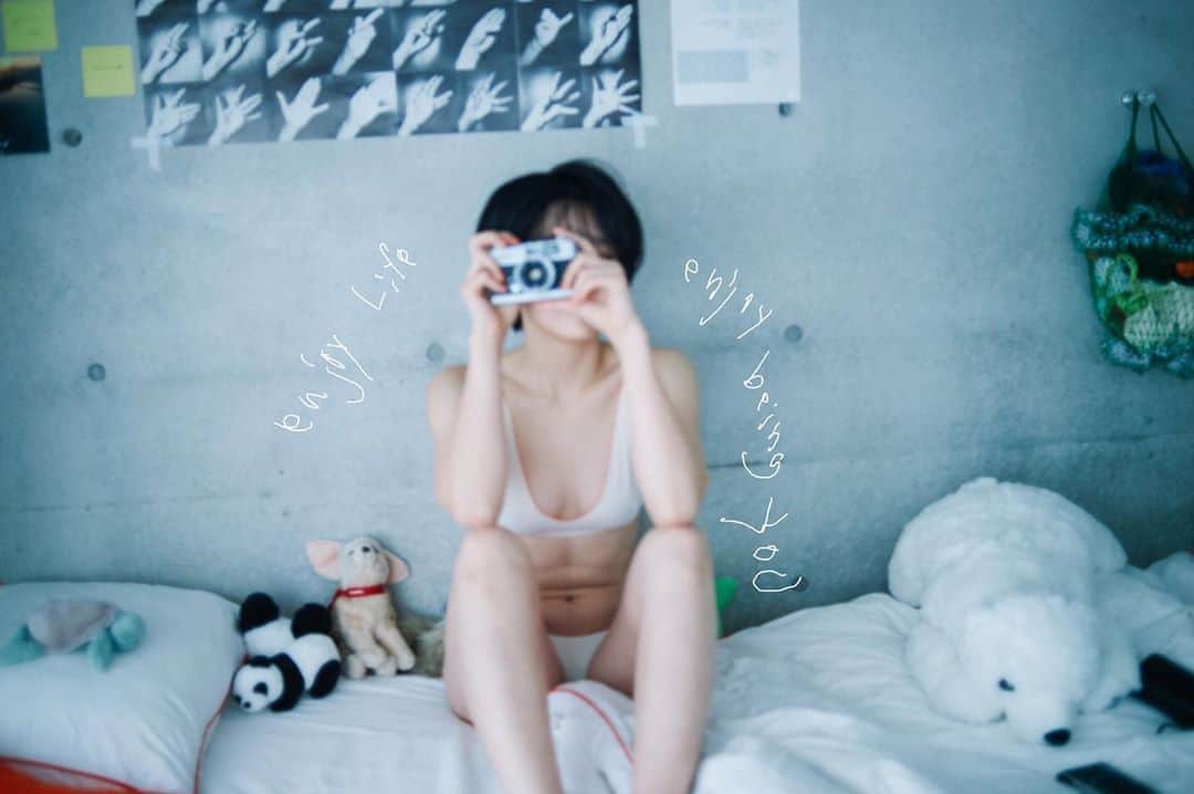 花盛友里のインスタグラム：「自分でいることを楽しもーう！  Shooting for @nuidemita_hanamori」