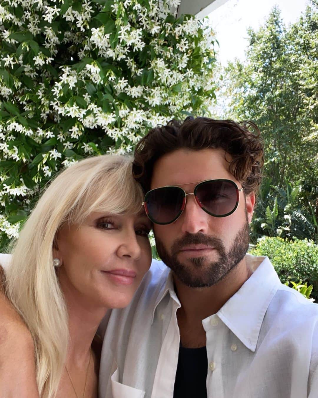 ブロディ・ジェンナーのインスタグラム：「Happy Birthday to the kindest most loving person I know. I love you Mom ❤️ @ltlindathompson」