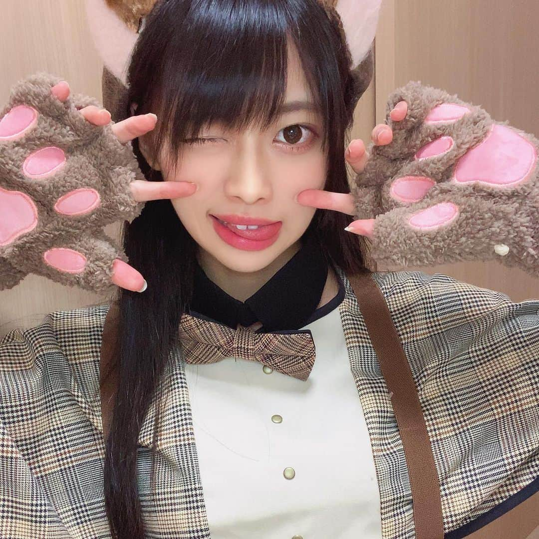 藤田いろはさんのインスタグラム写真 - (藤田いろはInstagram)「﻿ ‪にゃん🐱💓‬﻿ ﻿ ﻿ ﻿ ﻿ ‪‬ ‪この衣装本当に可愛くて好き❤️‬﻿ ‪この衣装は撮影会では着ない予定(着たとしても団体のみとか)だから、いつか作品撮りとかで使えたらいいなあ…‬ ‪‬﻿ ﻿ ﻿ ‪#藤田いろは#グラビア#gravure #japanesegirl #レースクイーン#tokyo  #l4l #aziangirl  #ビジョビ #模特 #뷰티스타그램 #셀카 #コスプレ #cosplay #黒髪ロング　‬﻿ ﻿ ﻿ ﻿ ‪」5月23日 22時28分 - irohairo1151