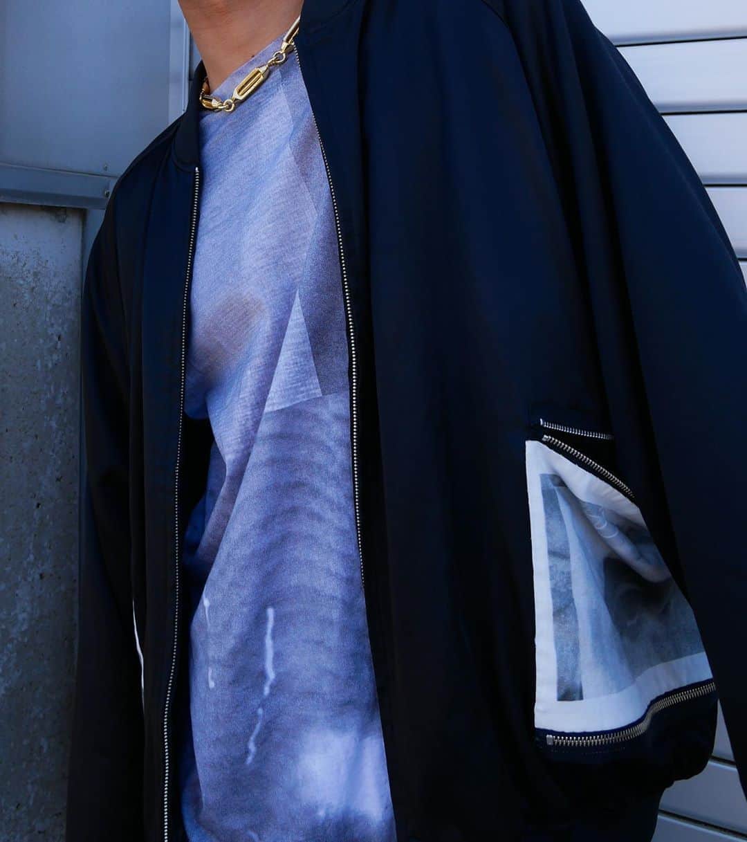 湯川正人さんのインスタグラム写真 湯川正人instagram 家でしか写真とってなくて Psで背景つくってみたw 少し質問受付ます 5月28日 23時03分 Masatoyukawa