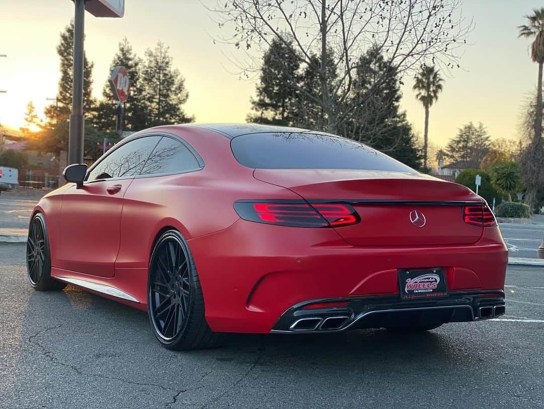 CarsWithoutLimitsさんのインスタグラム写真 - (CarsWithoutLimitsInstagram)「Satin Red #S63 Coupe on #Forigato done by @caliwheels  #carswithoutlimits」5月23日 23時38分 - carswithoutlimits