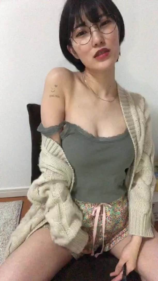 東条蒼のインスタグラム：「おえかきと歌ってばっかですんまそ。大事なのは告知。 みんな、あのことは内緒だぞ🤫ちくったやつ…どうなるかわかってるよね？」