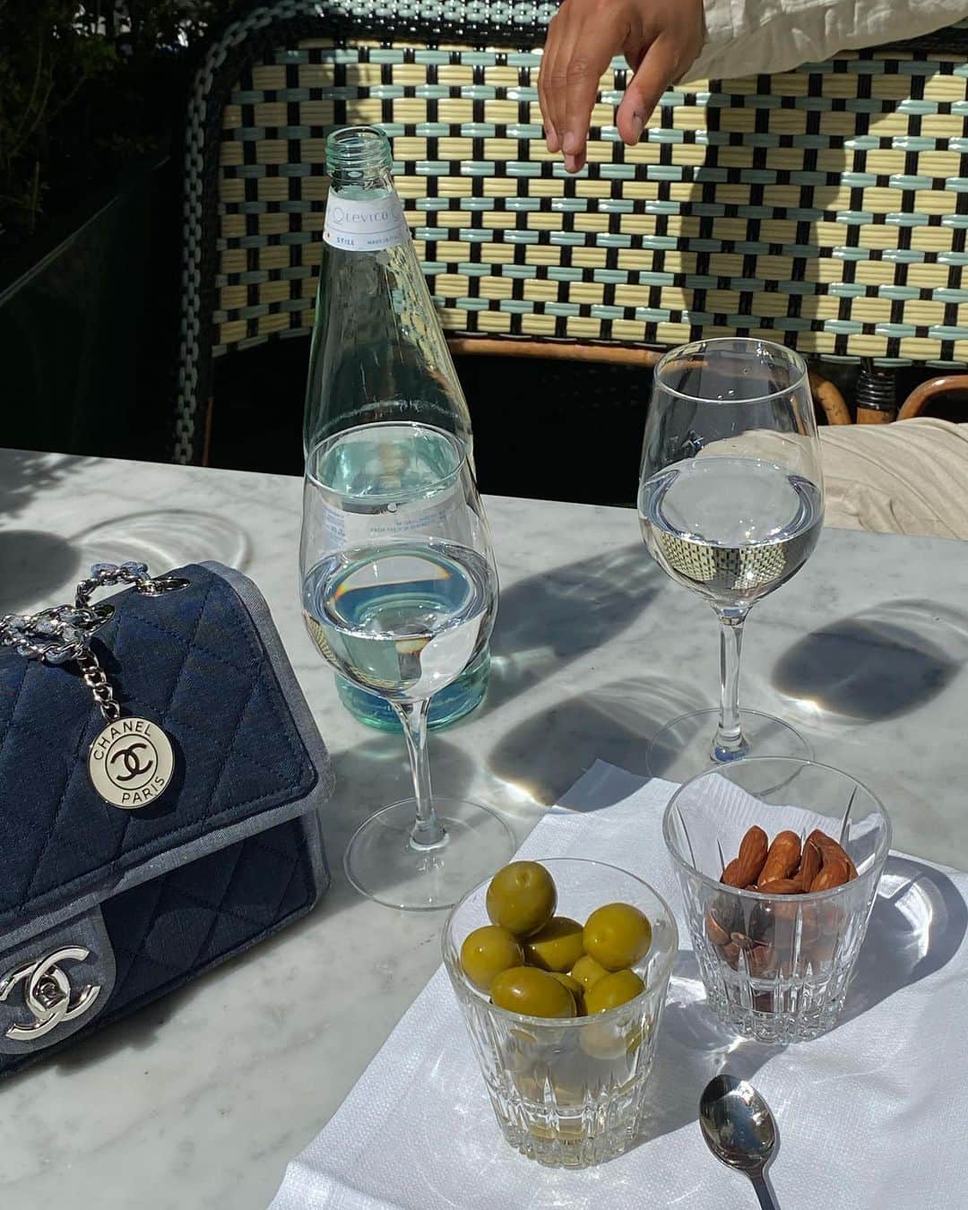 Mathilde Goehlerのインスタグラム：「A quick lunch date but it was so needed ♥️」