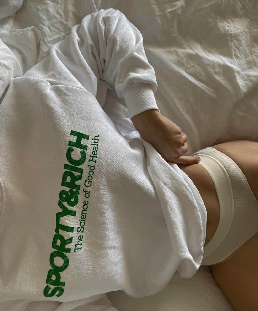 Mathilde Goehlerさんのインスタグラム写真 - (Mathilde GoehlerInstagram)「Staying right here 🧃」5月24日 1時30分 - mathildegoehler