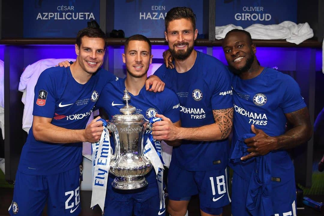 チェルシーFCさんのインスタグラム写真 - (チェルシーFCInstagram)「FA Cup final quiz anyone? Link in profile! 🤓🏆 #CFC #Chelsea」5月24日 1時45分 - chelseafc