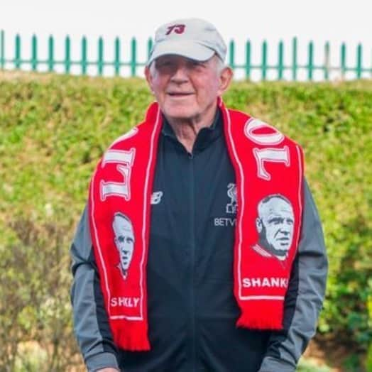 スティーヴン・ジェラードさんのインスタグラム写真 - (スティーヴン・ジェラードInstagram)「RIP Arthur Edwards 🙏 was a big red and a top scout YNWA」5月24日 2時58分 - stevengerrard