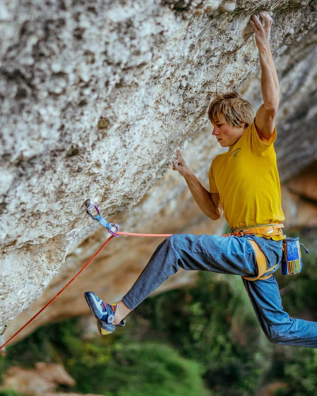 patagoniaさんのインスタグラム写真 - (patagoniaInstagram)「@alexandermegos is on a mission to be the best climber in the world. Read "There is Only Send or Fail" by @alxlwthr on The Cleanest Line through the link in bio. ⁠⠀ ⁠⠀ ⁠⠀ Photo: @ken_etzel」5月24日 3時43分 - patagonia