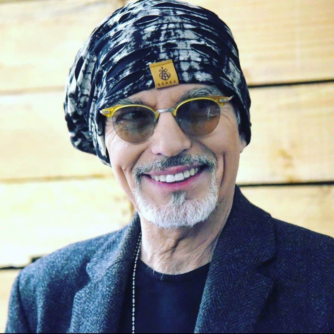 DJアシュバさんのインスタグラム写真 - (DJアシュバInstagram)「Very cool to see #billybobthornton rockin the latest @ashbaclothing fashion beanies! SHOP ASHBA www.ashbaclothing.com Be sure to check out Billy’s band @the_boxmasters_official #billybobthornton #shop #beanies #tshirts #theabducted #clothingbrand #lifestyle #trendy #rock #edm #ASHBA」5月24日 3時57分 - ashba