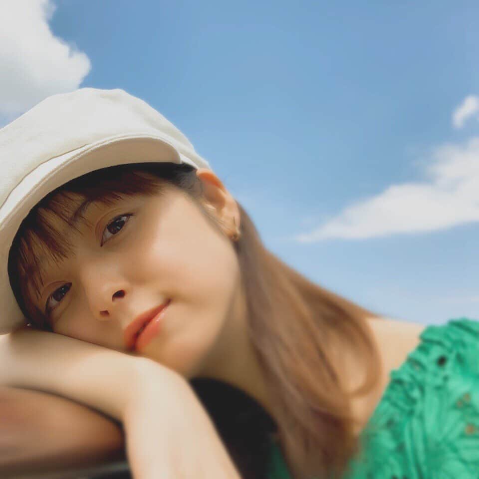 佐々木希さんのインスタグラム写真 - (佐々木希Instagram)「リネンのハット。 日差しには欠かせないアイテム。 後ろにロゴ入れました♡  #のぞみの私服」5月24日 16時08分 - nozomisasaki_official