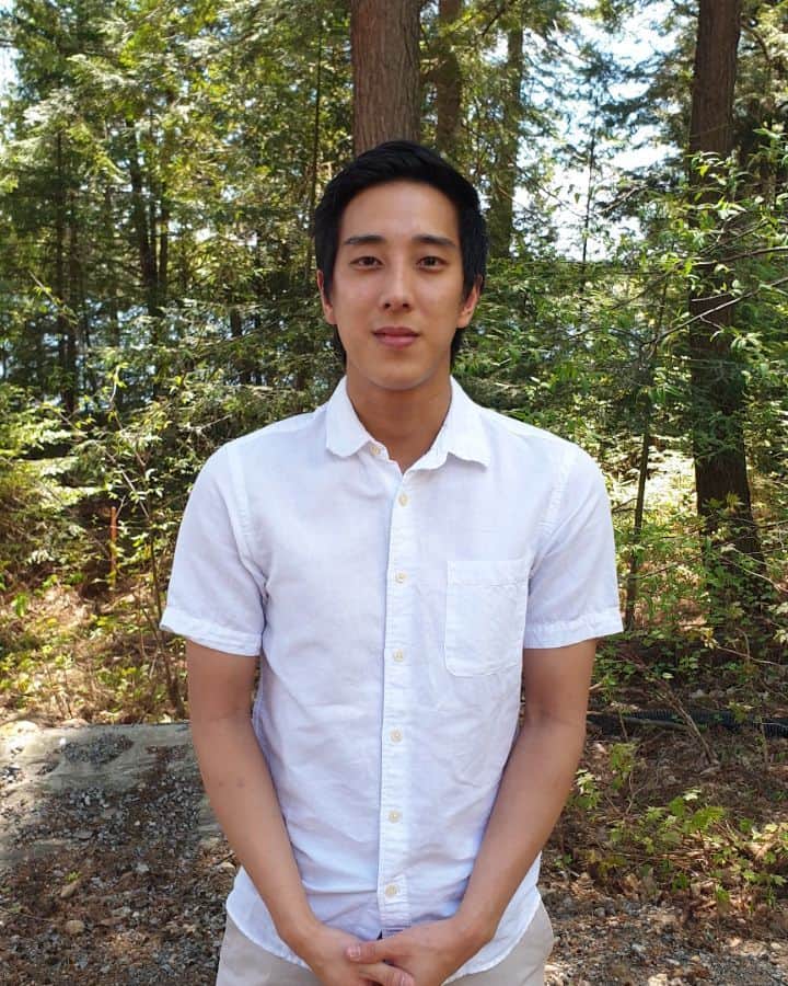 のインスタグラム：「Selamat Hari Raya Aidilfitri!」
