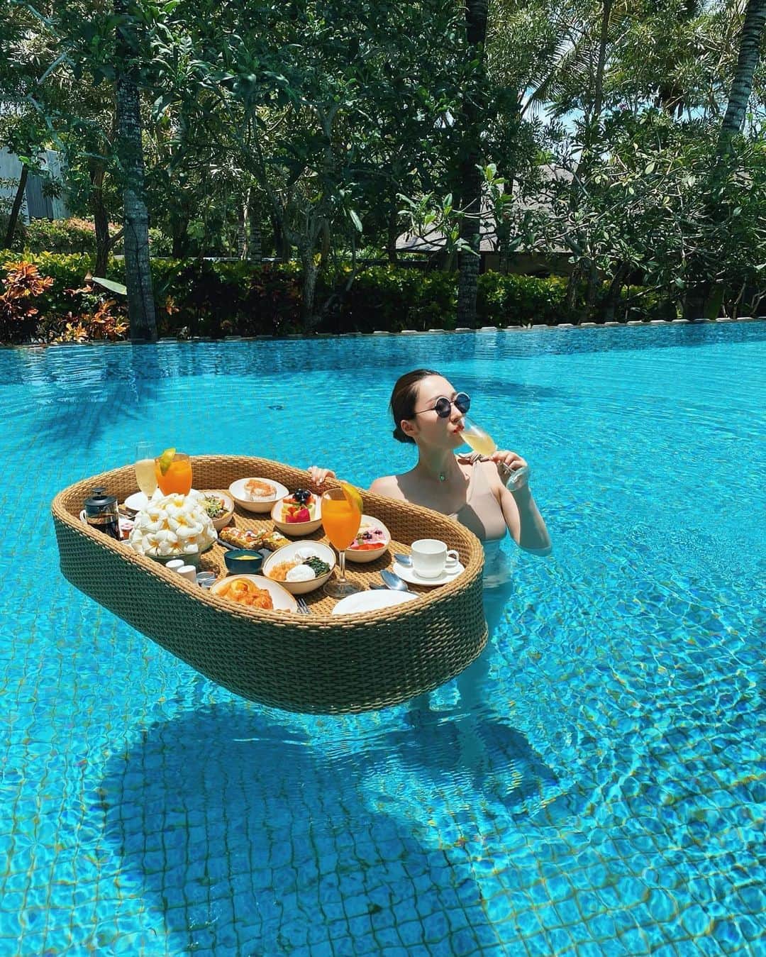 のインスタグラム：「おもいで🍹👙🌈🌴 . . . . #bali#balitrip」